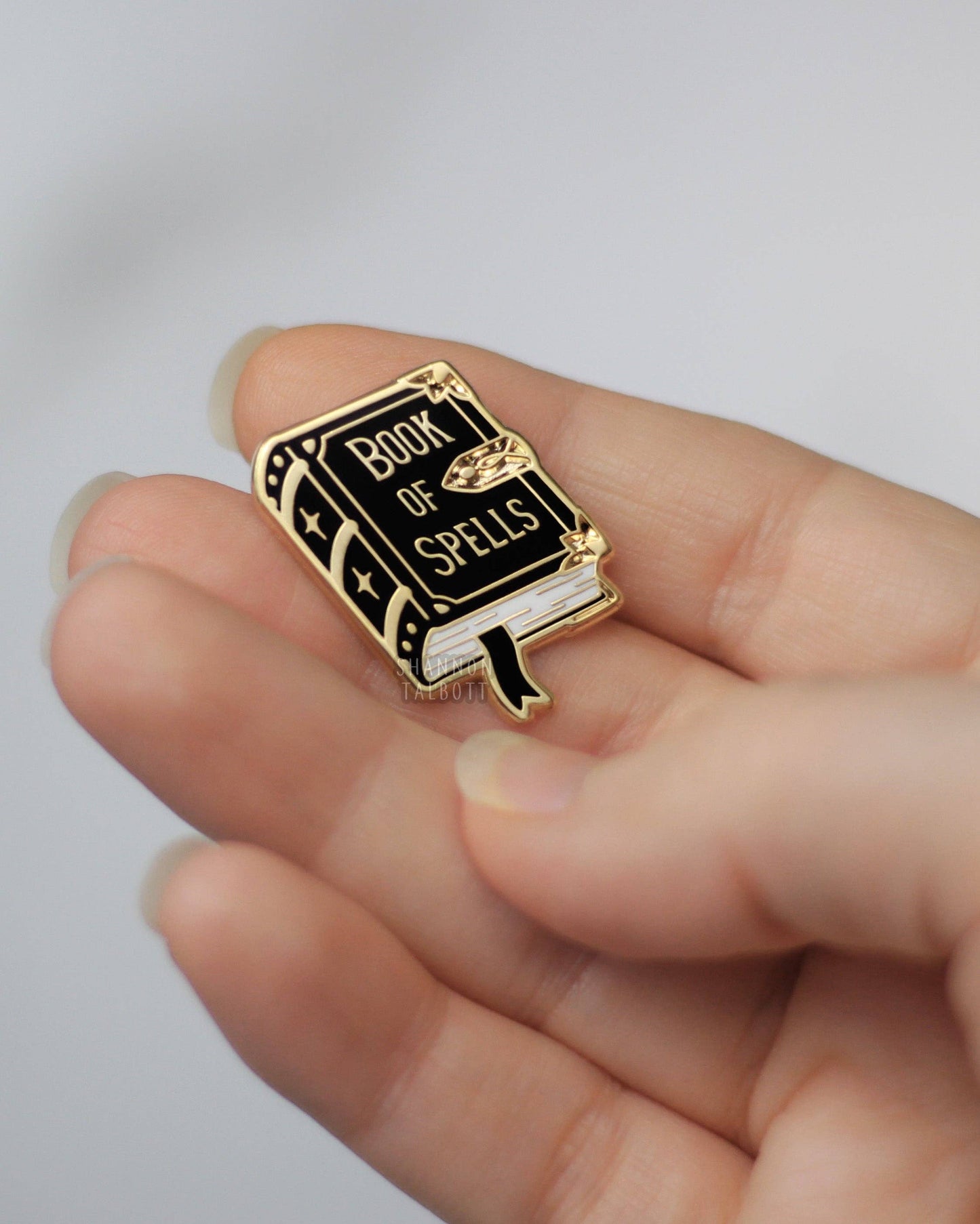 Book of Spells Witchy Spellbook Enamel Pin - Gold