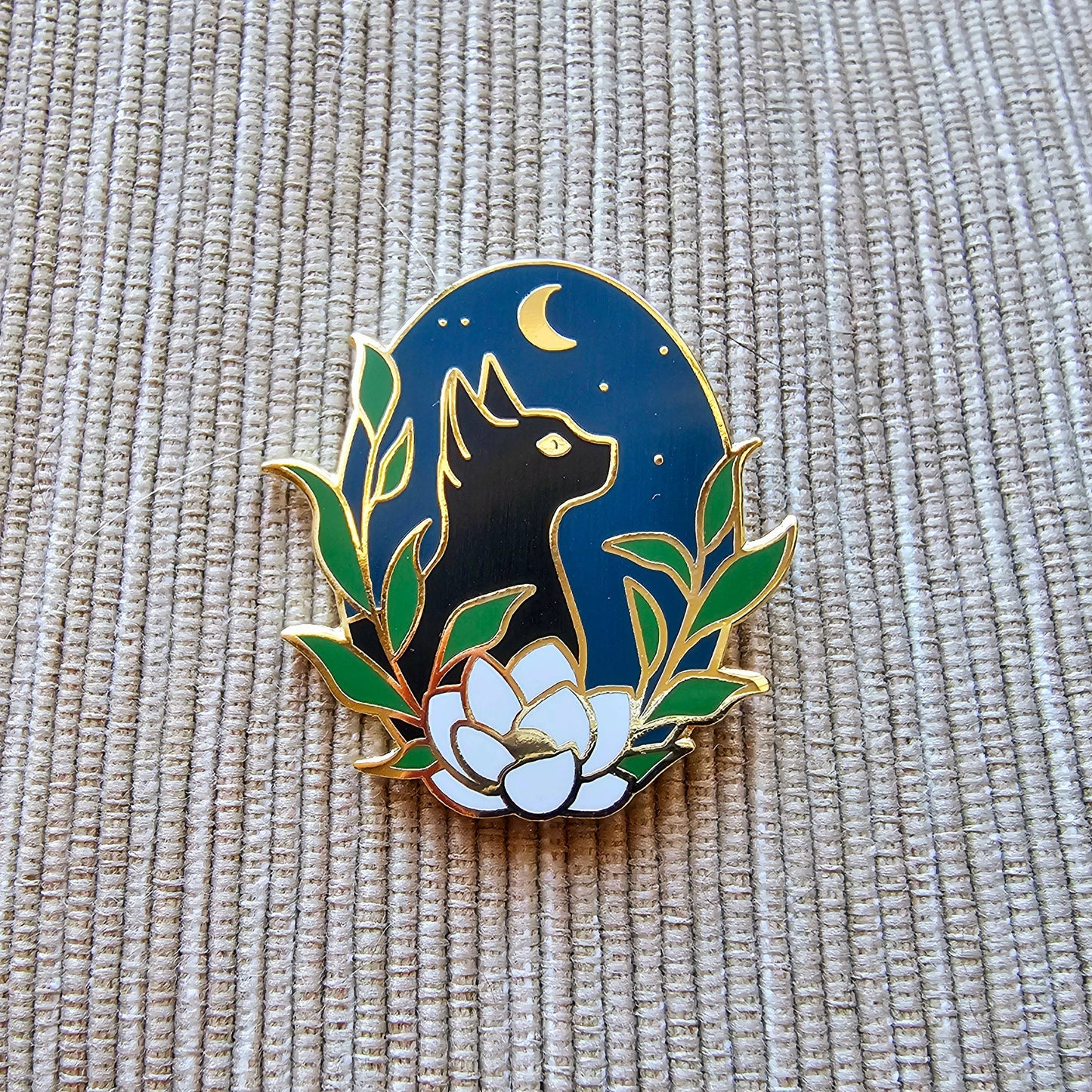 Black Cat Enamel Needle Minder