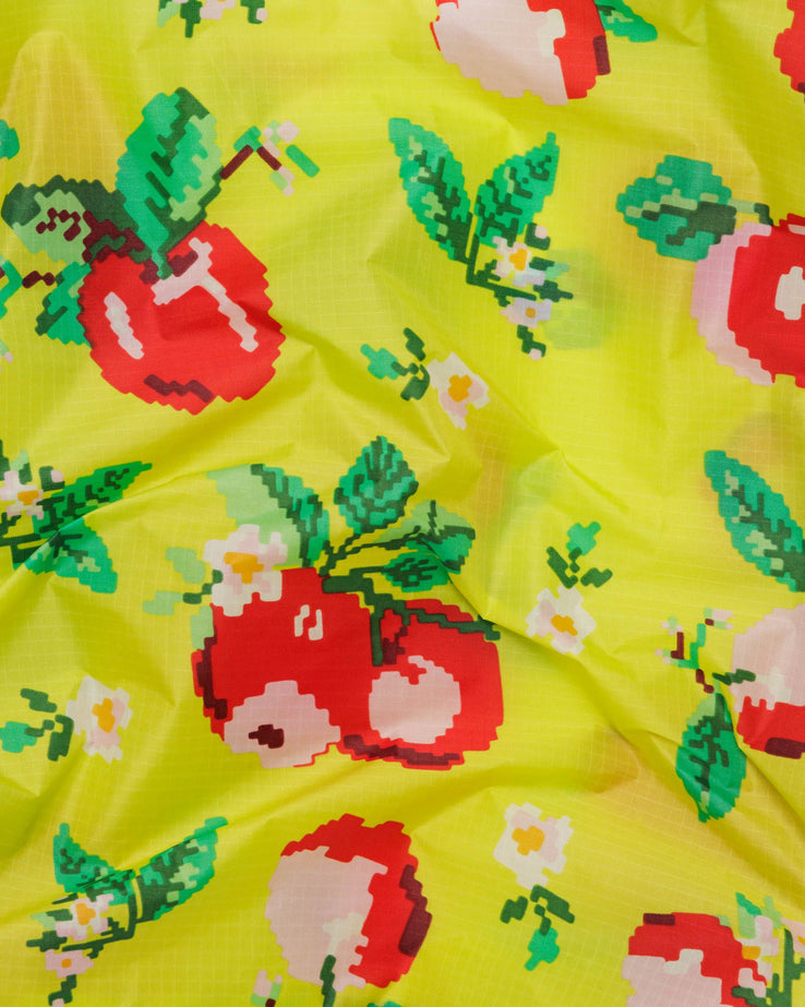 Baggu Reusable Foldable Bags - Needlepoint Apple