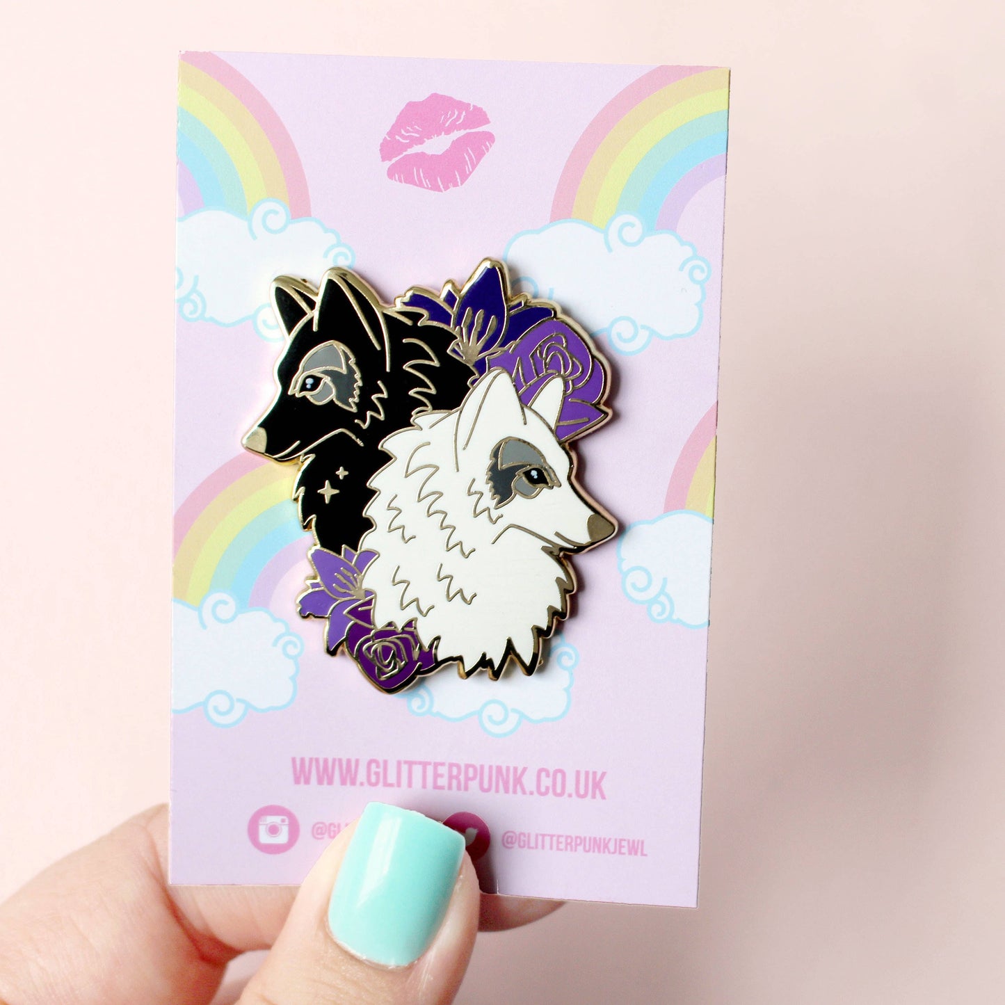 Wolves Enamel Pin