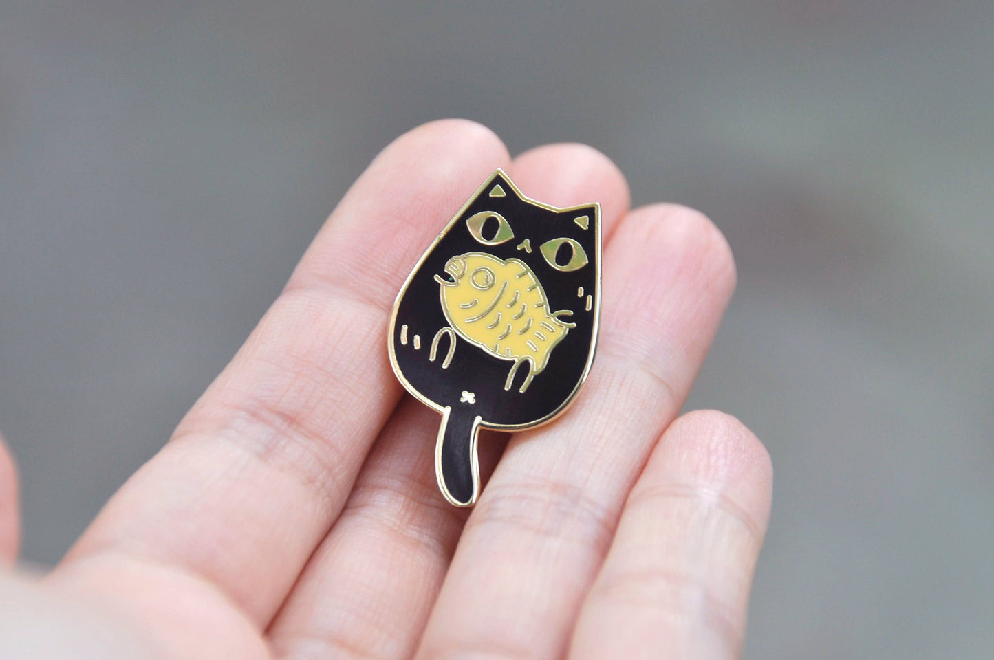 Black Taiyaki Cat Enamel Pin