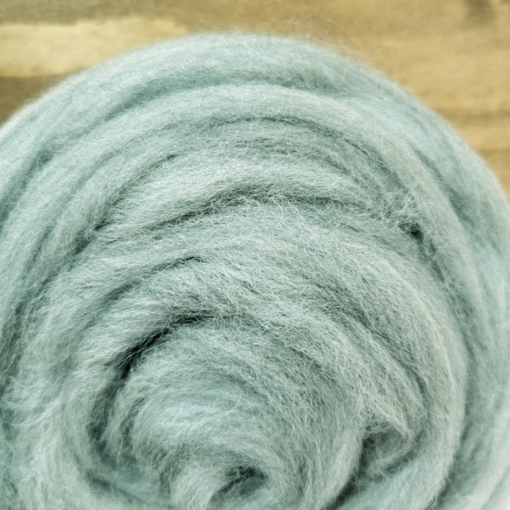 Dyed Shaniko Top for Spinnining and Felt - 1 oz