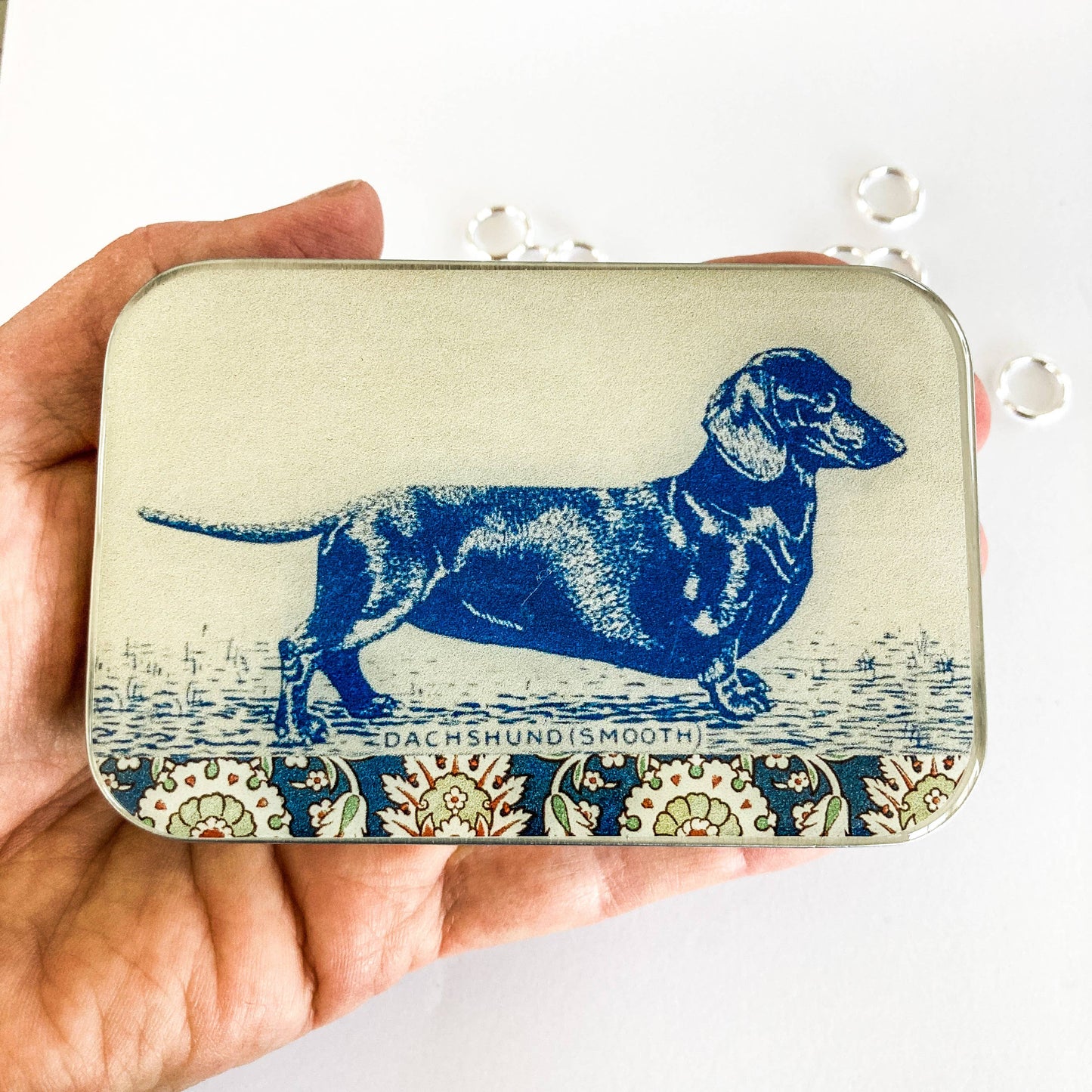 Dachshund notions tin, stitch marker tin: Large