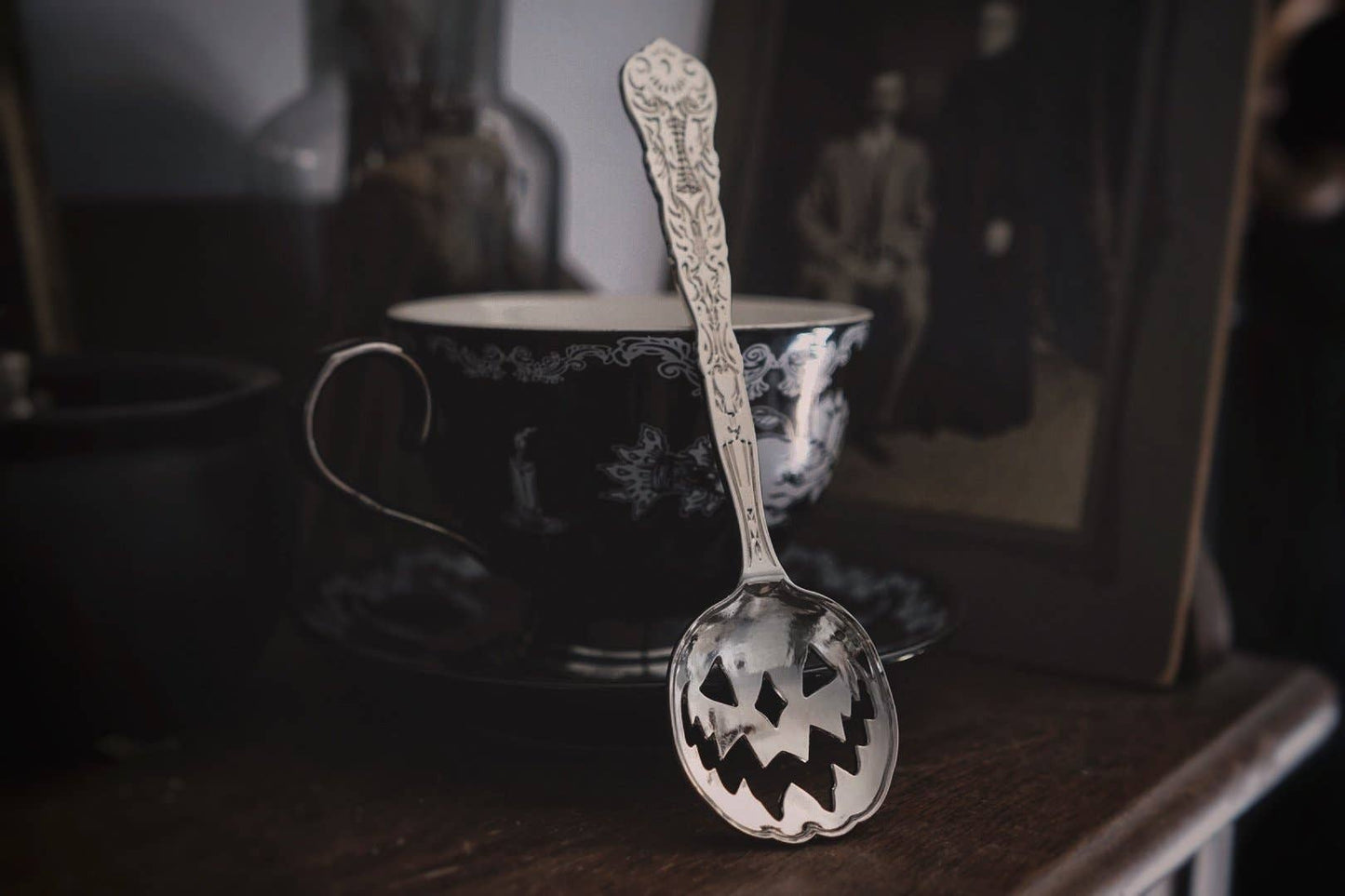 Haunted Hallows Tea Spoon: Silver