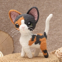 Crochet Cats & Dogs: 15 amigurumi patterns for pet lovers