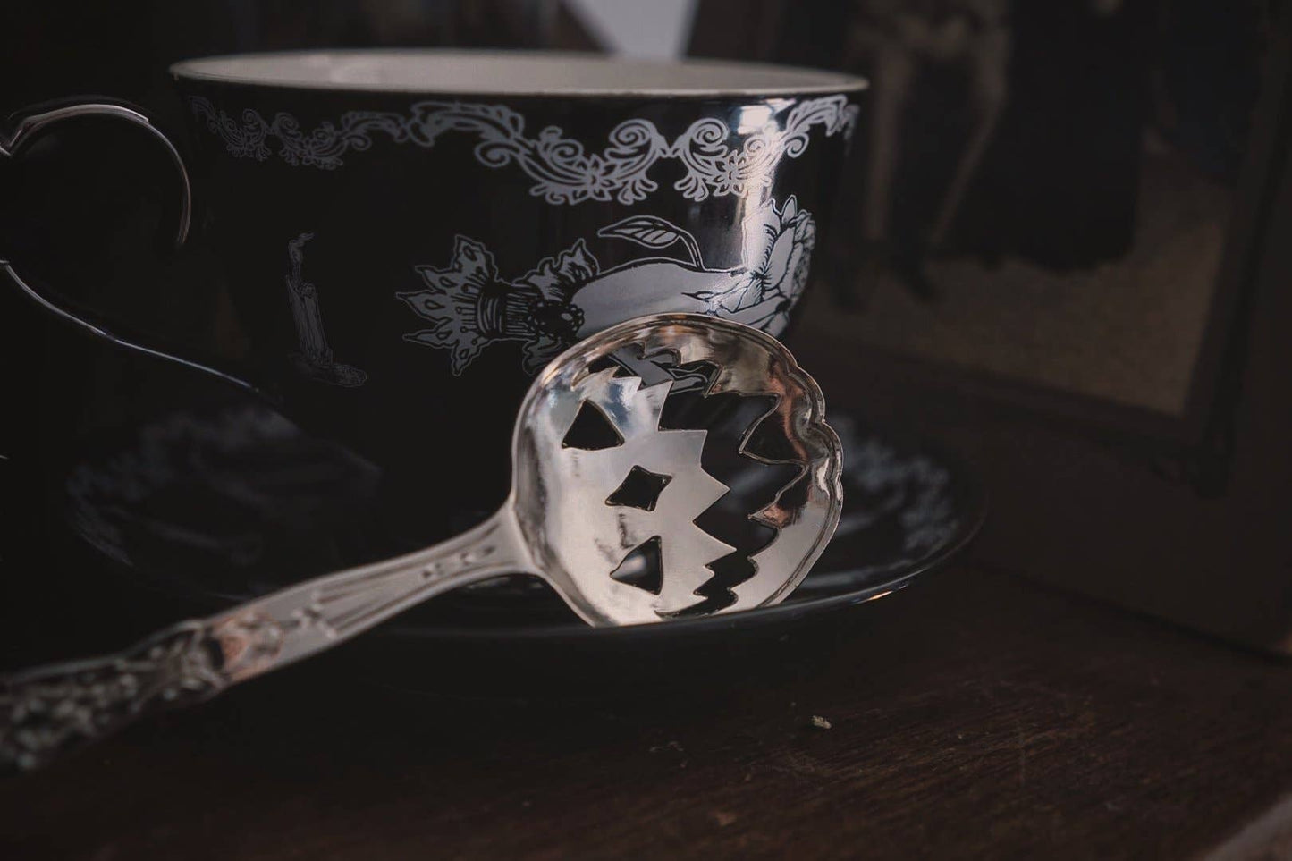 Haunted Hallows Tea Spoon: Rose Gold