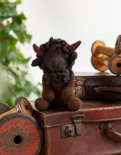 Isaac the American Bison Crochet Kit