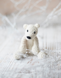 Mini Piotr the Polar Bear Crochet Kit