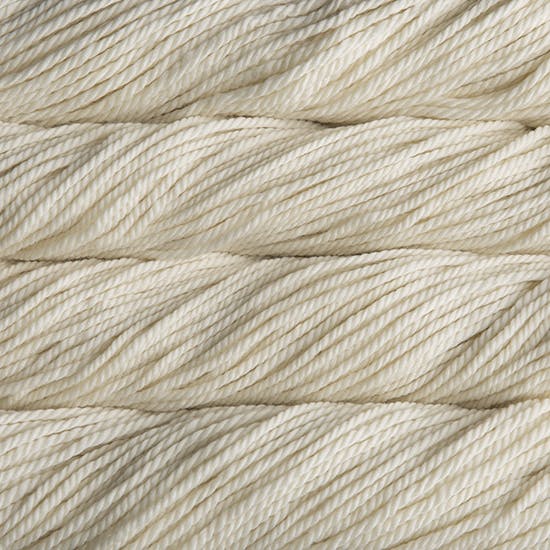 Close-up of ecru natural yarn strands