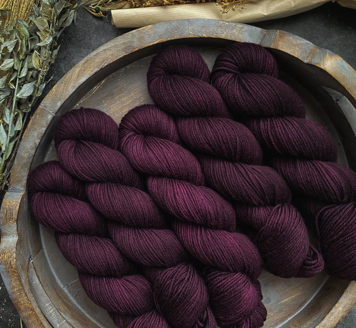 Dragon Hoard Yarn - Myth Fingering