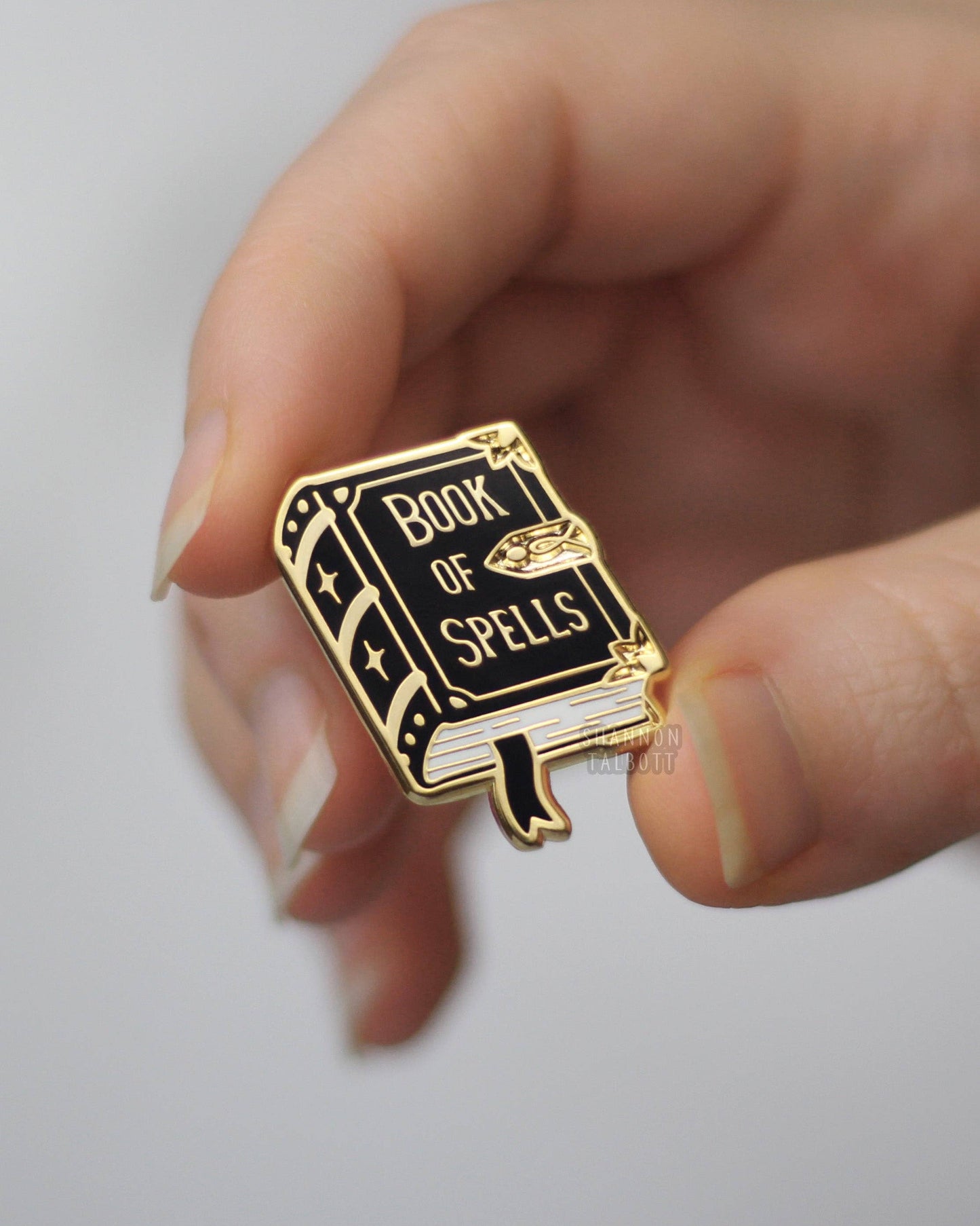 Book of Spells Witchy Spellbook Enamel Pin - Gold