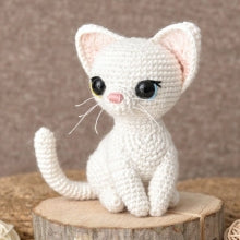 Crochet Cats & Dogs: 15 amigurumi patterns for pet lovers