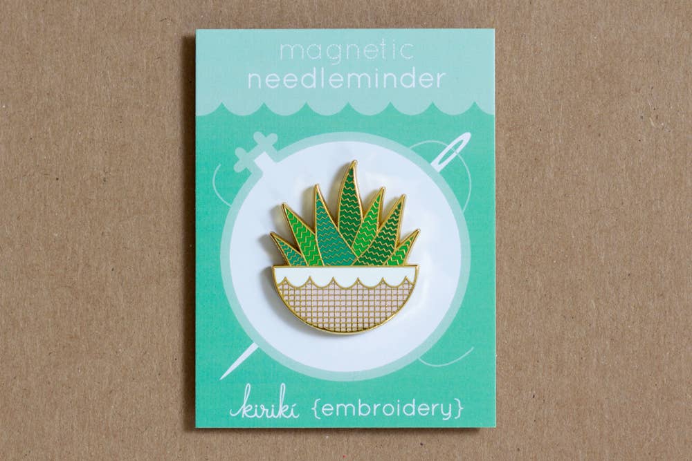 Zebra Plant - Magnetic Needleminder