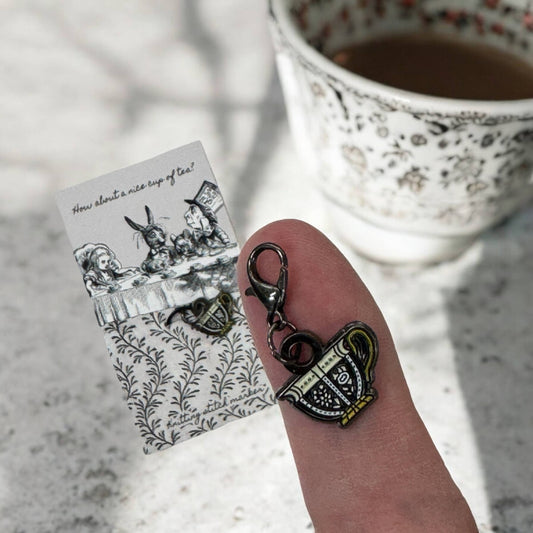 Teacup Stitch Marker – Mad Hatter’s Tea Party Edition: Removable