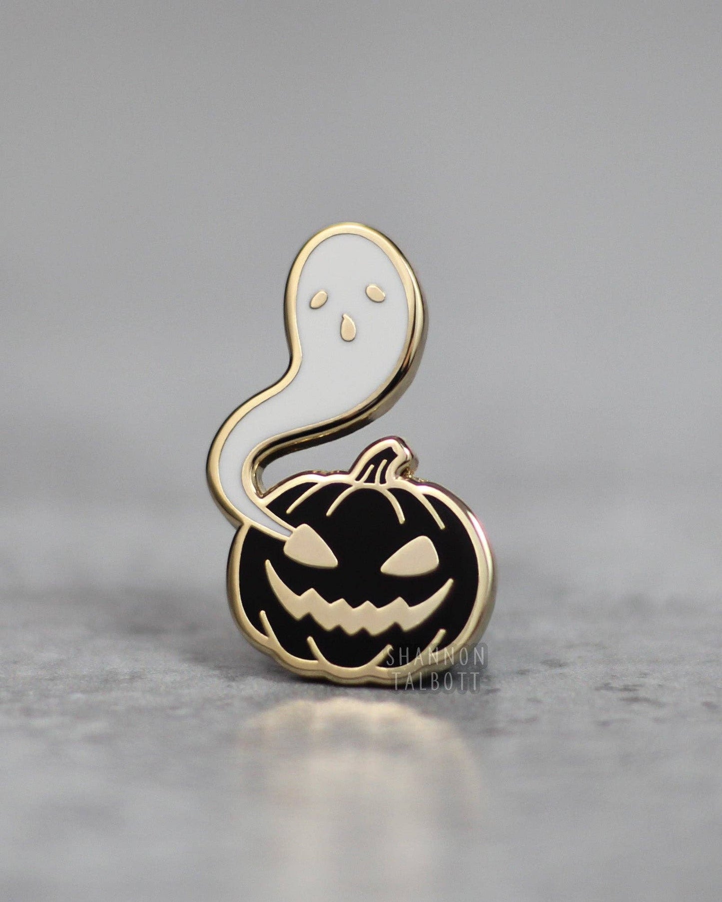 Ghost and Pumpkin Spooky Goth Halloween Enamel Pin - Gold
