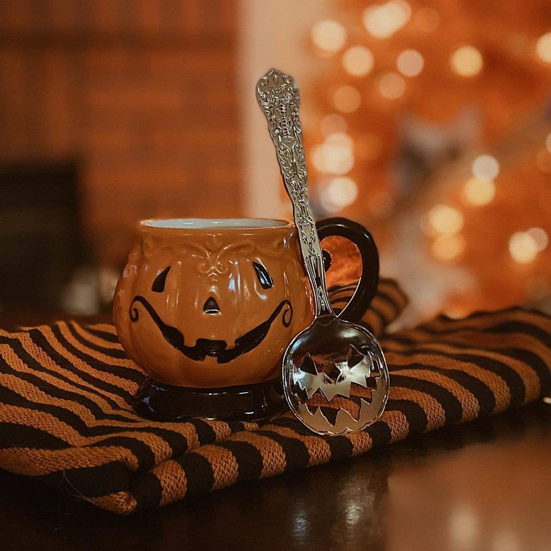 Haunted Hallows Tea Spoon: Silver