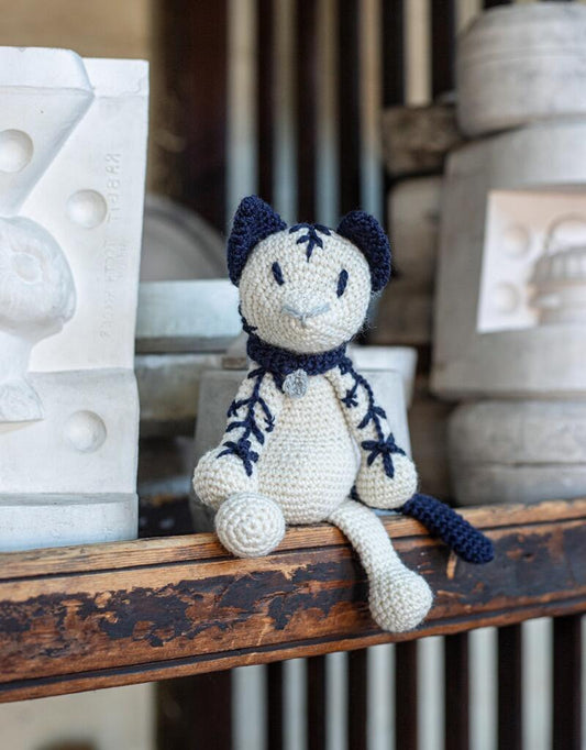 Moira the Cat Figurine Crochet Kit
