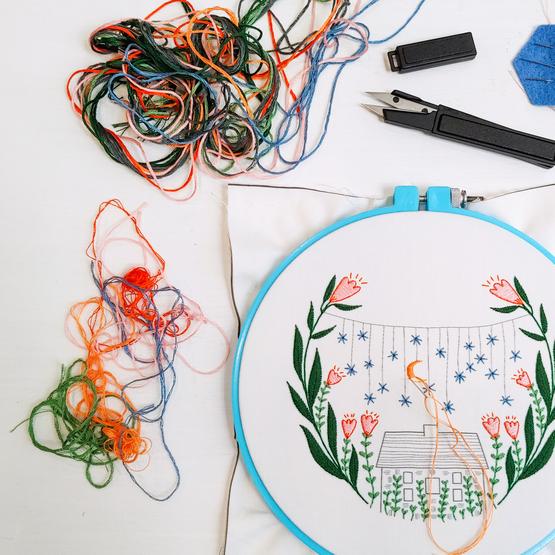 Golden Slumbers - Cozyblue Handmade Embroidery Kit