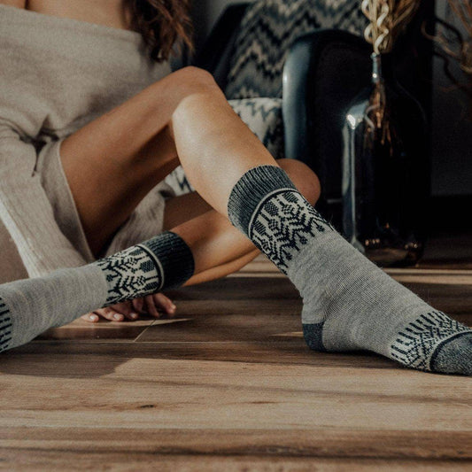 Nordic Merino Wool Socks (Yule - Ash) - Unisex: Large