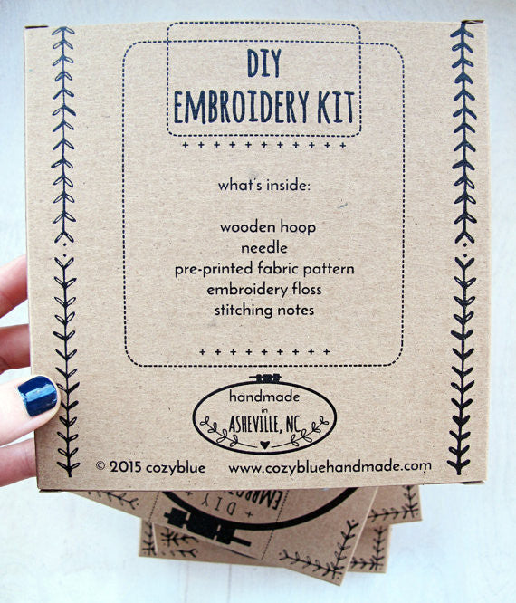 Bee Lovely - Cozyblue Handmade Embroidery Kit